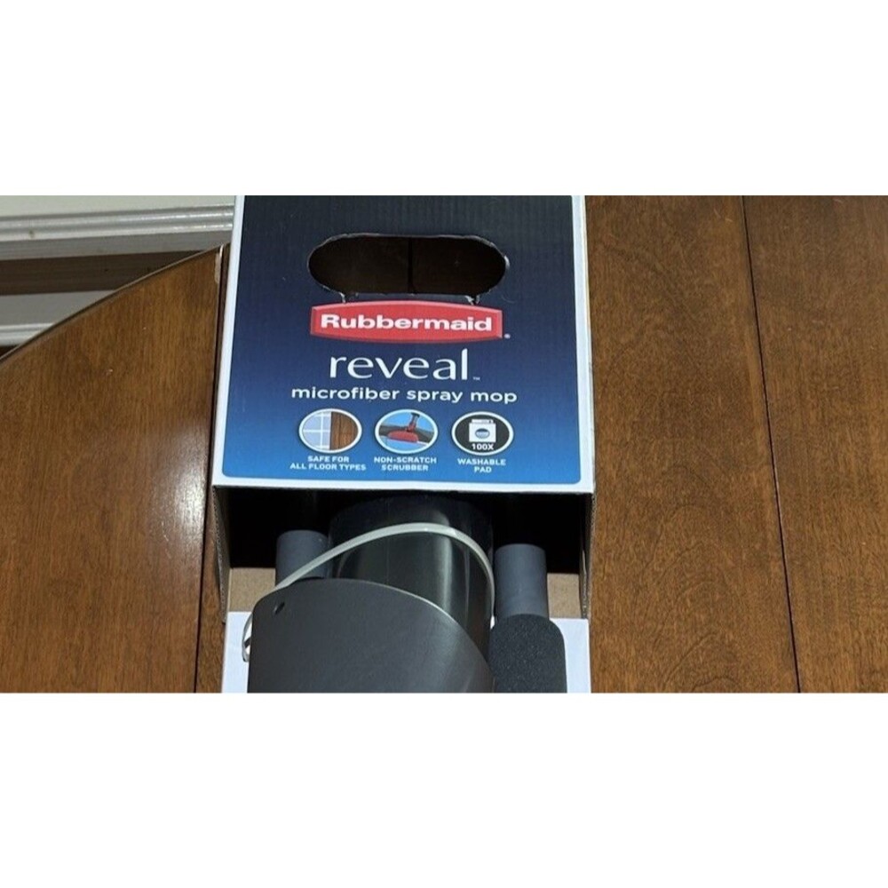 Reveal Floor Spray Mop 14 In. Flat Mop with Microfiber Mop Head - Picture 3 of 8
